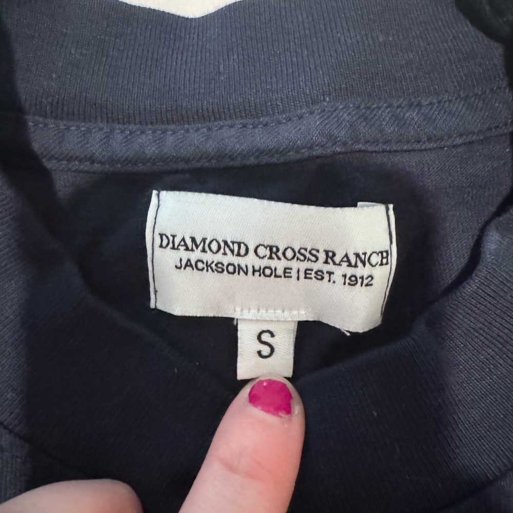 Diamond Cross Ranch tshirt - Picture 2 of 3